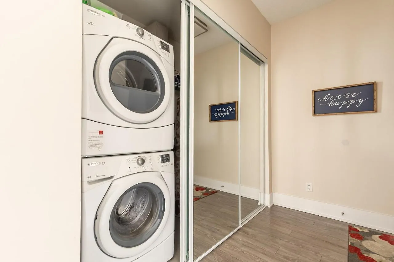 Luxury 1Br Condo - King Bed - Stunning City Views Toronto 0*,